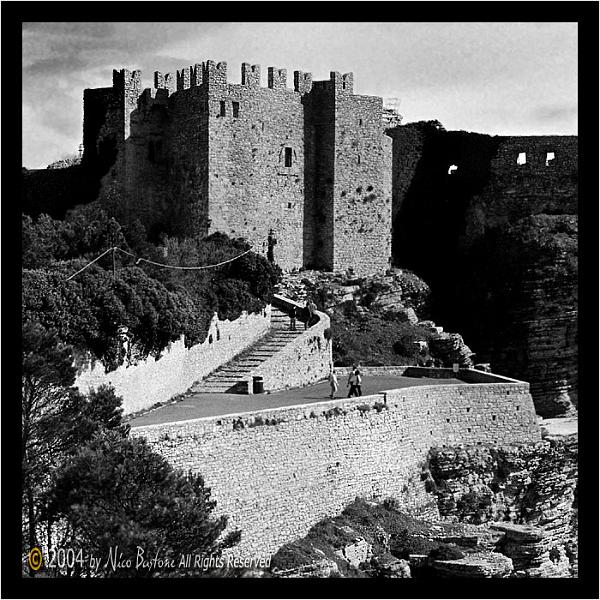 Vecchia Trapani 063 - Erice - foto del 2004 by Nico Bastone.jpg